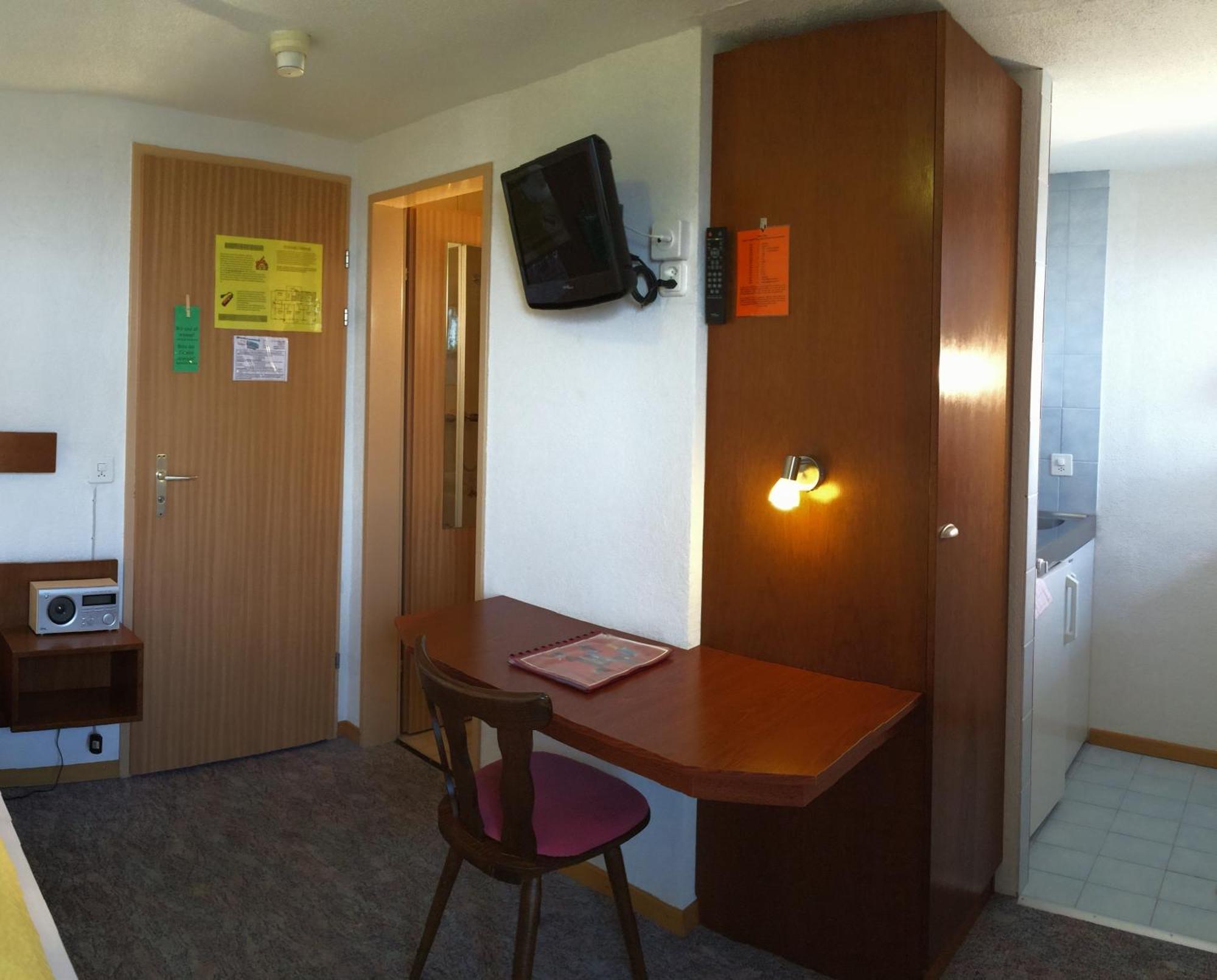 Hotel Zum See Grächen Стая снимка
